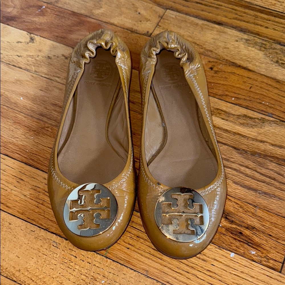 Tory Burch Women's Brown Flats with Gold Logo